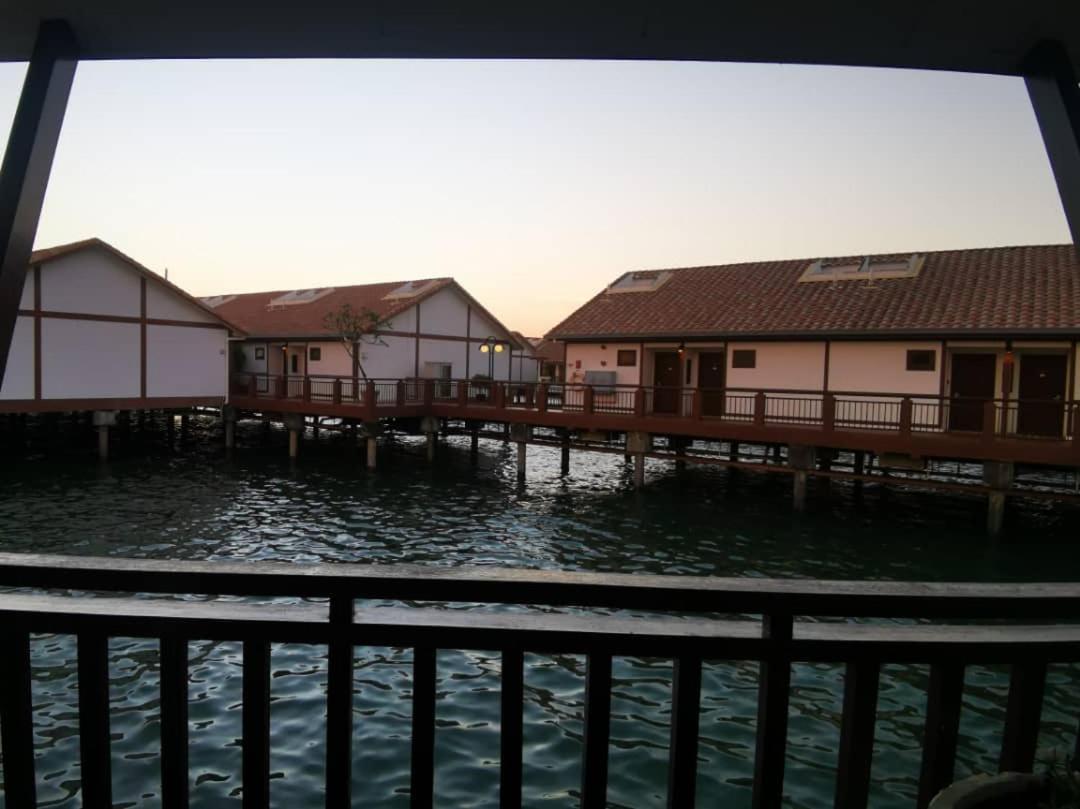 Water Chalet Port Dickson- Private Porto Dickson Exterior foto